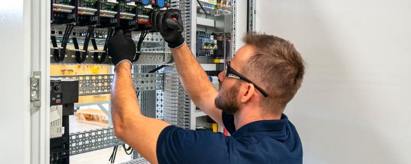 Apprenez en faisant, au plus près du terrain